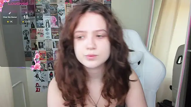 Anora Miller online show from February 25, 8:47 am