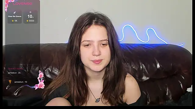 Anora Miller online show from February 22, 8:17 am