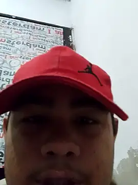 Snapshot of Hell_biy chatting on November 13, 8:51 am Hell biy online show from November 13, 8:51 am