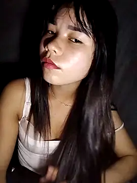 gugu0022 online show from March 19, 10:43 pm