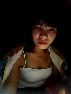 Snapshot of gugu0022 chatting on November 23, 9:25 pm gugu0022 online show from November 23, 9:25 pm