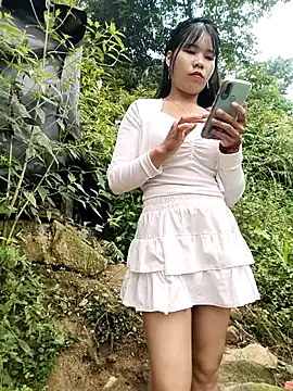 gugu0022 online show from May 5, 11:30 pm