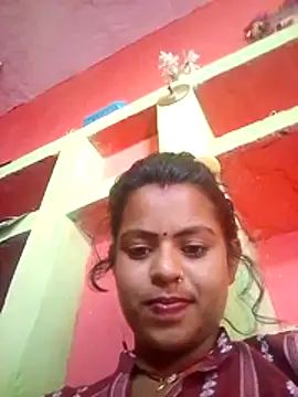 Snapshot of Kiranti_hot chatting on November 13, 5:44 am Kiranti hot online show from November 13, 5:44 am