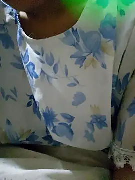 SLIMDIVAA online show from January 14, 1:31 am