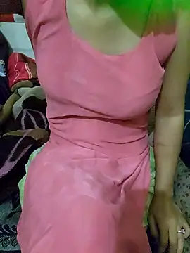 SLIMDIVAA online show from January 7, 2:44 pm