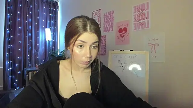 Aurora Glow21 online show from March 20, 12:28 pm