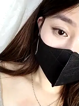 Snapshot of MiCandy-Lovee chatting on November 15, 5:39 pm MiCandy-Lovee online show from November 15, 5:39 pm