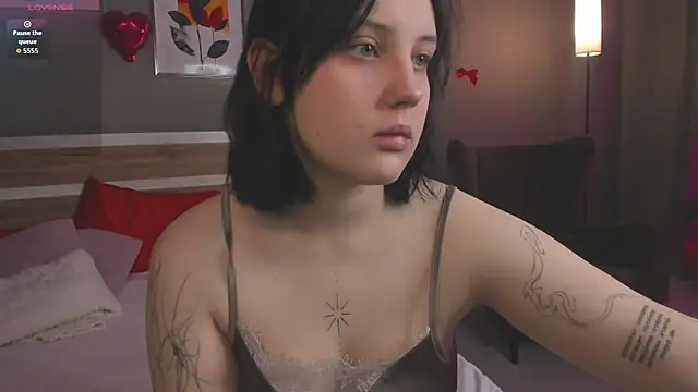 hey tessa online show from February 22, 7:04 pm