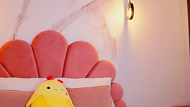 Scarlett Veyra online show from November 30, 7:20 am