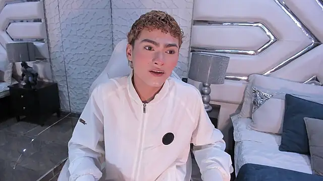 JacobRusso online show from January 18, 1:09 am