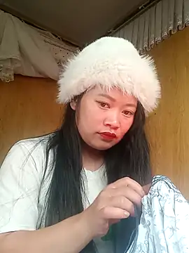 LyZii2k7 online show from November 18, 2:27 am