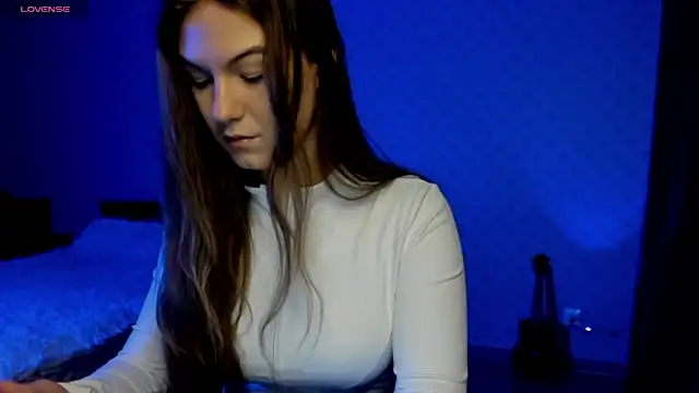 luna lust 212 online show from November 18, 3:54 am