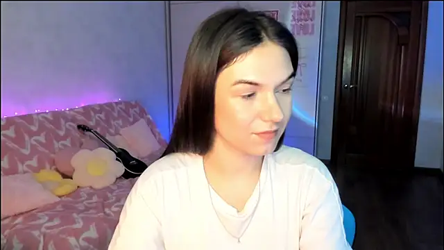 Snapshot of luna_lust_212 chatting on July 9, 4:24 am luna lust 212 online show from July 9, 4:24 am