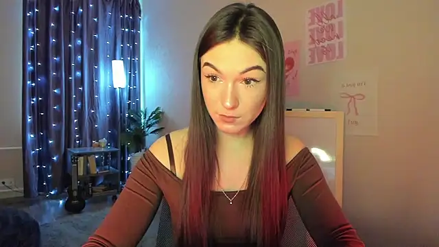 luna lust 212 online show from March 20, 4:24 am