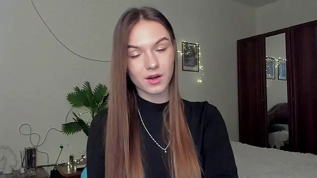 luna lust 212 online show from February 26, 11:43 am