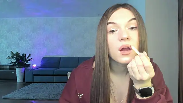 luna lust 212 online show from April 7, 4:14 am