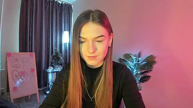 luna lust 212 online show from February 24, 4:24 am