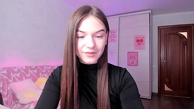 luna lust 212 online show from May 28, 4:20 am