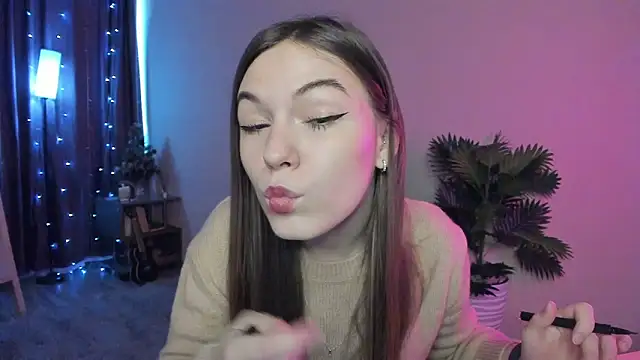 luna lust 212 online show from February 17, 12:13 pm