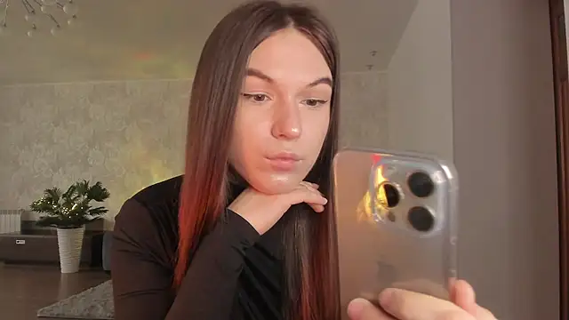 luna lust 212 online show from April 19, 4:24 am