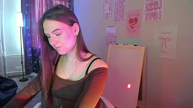 luna lust 212 online show from March 30, 4:36 am