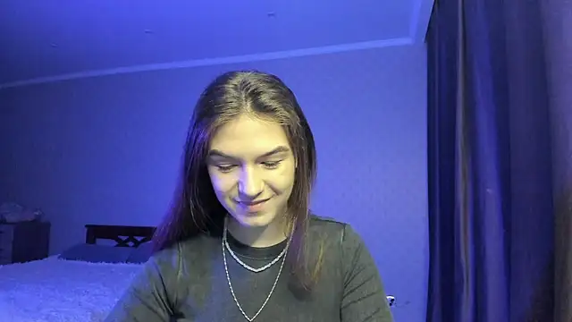 luna lust 212 online show from November 28, 3:17 am