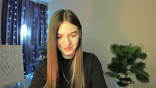 luna lust 212 online show from February 16, 4:22 am