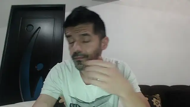 Dale E online show from December 2, 5:53 am