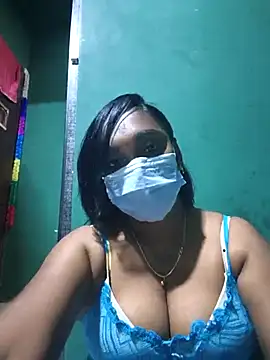 Dharshini98 online show from December 3, 1:54 pm