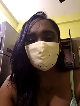 Dharshini98 online show from February 11, 9:03 pm