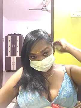 Dharshini98 online show from March 4, 5:10 pm