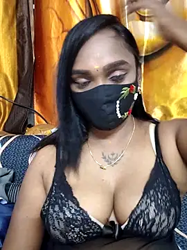 Dharshini98 online show from April 14, 9:42 pm