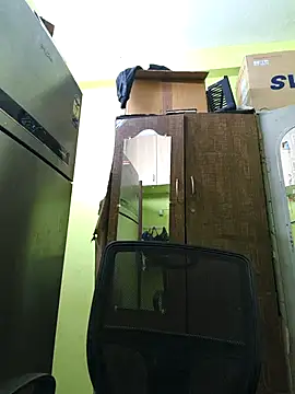 Dharshini98 online show from December 21, 3:25 pm