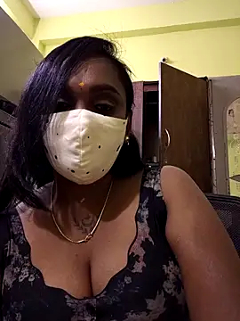 Dharshini98 online show from February 6, 12:45 pm