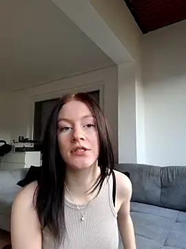 Snapshot of Lilly_hase chatting on November 17, 9:46 am Lilly hase online show from November 17, 9:46 am