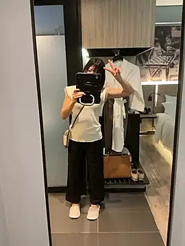 mayumichan13 online show from April 1, 9:23 pm