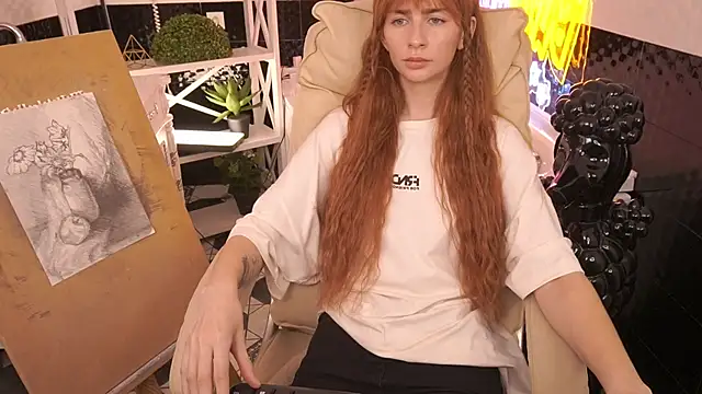 Nicol Moonn online show from April 3, 10:27 pm
