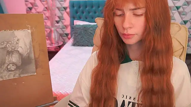 Nicol Moonn online show from April 9, 8:59 pm