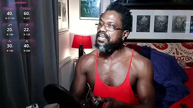 SirDaddylicious online show from February 15, 8:30 pm