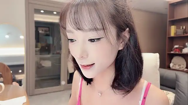 Butterbear online show from December 5, 12:26 pm