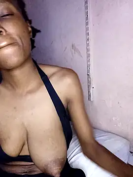 Beverlygurlx6 online show from March 11, 3:17 pm