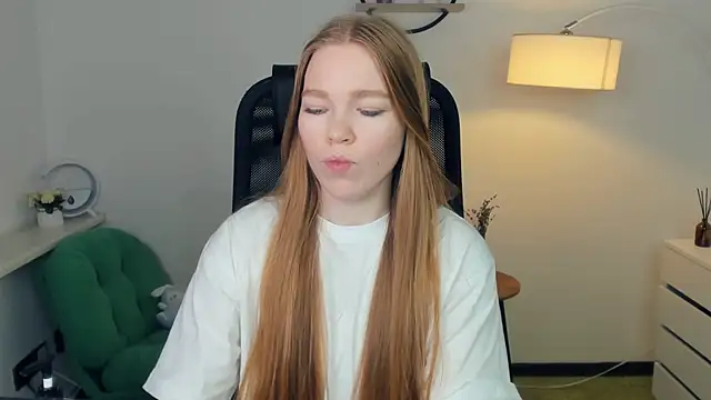 LavetaShiroma online show from November 23, 9:36 pm