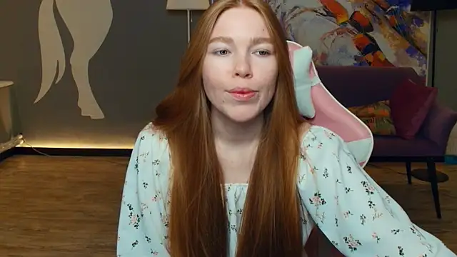 LavetaShiroma online show from December 17, 8:47 pm