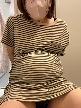 Snapshot of yun_cute chatting on November 14, 12:42 pm yun cute online show from November 14, 12:42 pm