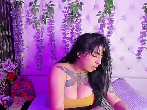 DashaMiller  online show from January 17, 1:15 pm