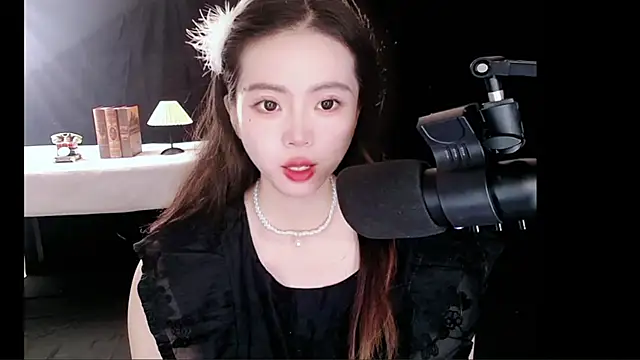 Snapshot of nannanbaby002 chatting on November 13, 12:09 pm nannanbaby002 online show from November 13, 12:09 pm