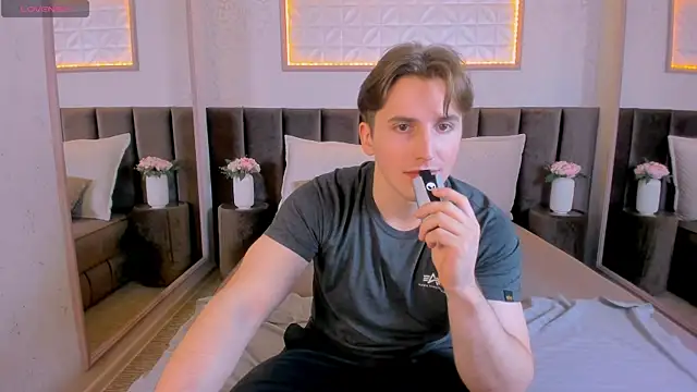 MarkYeti online show from November 19, 1:00 pm