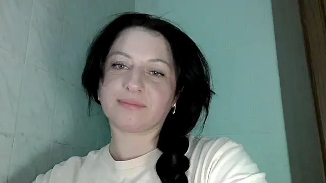 MelinaAx online show from April 6, 8:10 pm