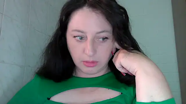Snapshot of MelinaAx chatting on June 17, 7:30 am MelinaAx online show from June 17, 7:30 am