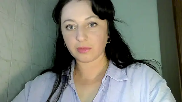 Snapshot of MelinaAx chatting on May 28, 6:25 pm MelinaAx online show from May 28, 6:25 pm